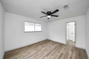 10915 Berry Tree Dr, Houston, TX 77064 - Photo 19