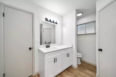 10915 Berry Tree Drive, Houston, TX 77064 - Photo 15