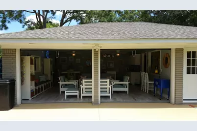 2101 Meadow Lane, El Campo, TX 77437 - Photo 33
