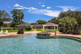 2101 Meadow Ln, El Campo, TX 77437 - Photo 47