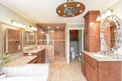 2101 Meadow Lane, El Campo, TX 77437 - Photo 17