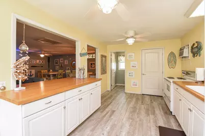 2101 Meadow Lane, El Campo, TX 77437 - Photo 35