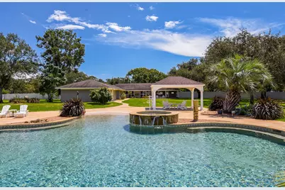 2101 Meadow Lane, El Campo, TX 77437 - Photo 45