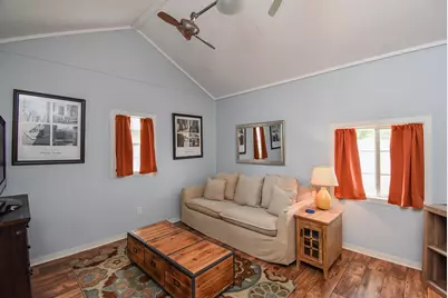 2101 Meadow Lane, El Campo, TX 77437 - Photo 39