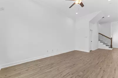 7805 Farnsworth Street #B, Houston, TX 77022 - Photo 7