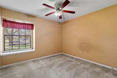 18502 Creekfield Court, Spring, TX 77379 - Photo 17