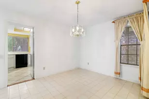 18502 Creekfield Ct, Spring, TX 77379 - Photo 9