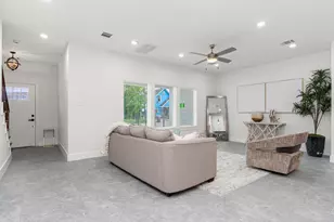 1515 Egypt St, Houston, TX 77009 - Photo 13