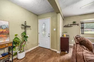 5814 Russell Ln, Baytown, TX 77521 - Photo 7