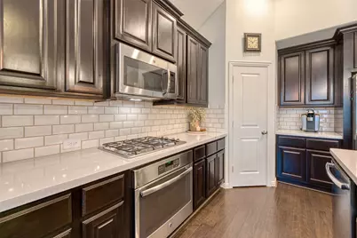 6207 Glenn Hills Lane, League City, TX 77573 - Photo 11
