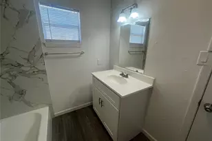 2302 35th Ave N, Texas City, TX 77590 - Photo 11