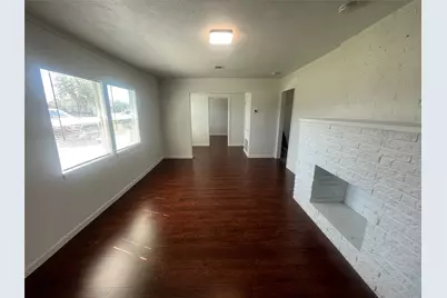 2302 35th Ave N, Texas City, TX 77590 - Photo 3