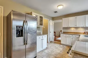 2605 Sawyer Dr, Seabrook, TX 77586 - Photo 9