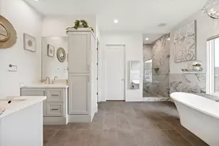 2434 Nantucket Dr, Houston, TX 77057 - Photo 17