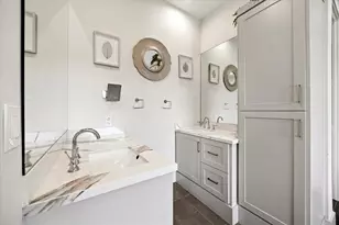 2434 Nantucket Dr, Houston, TX 77057 - Photo 23