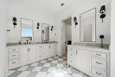 1030 Chamboard Lane, Houston, TX 77018 - Photo 39