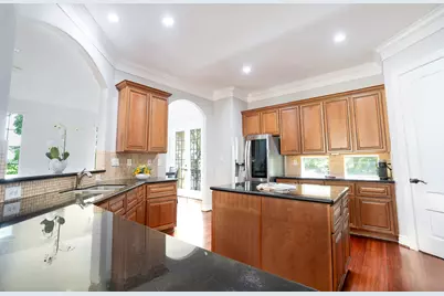 4115 Barnes Street, Houston, TX 77007 - Photo 9