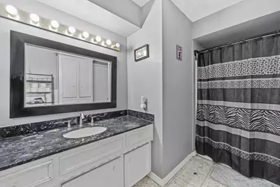 1902 Indian Shores Road, Crosby, TX 77532 - Photo 5