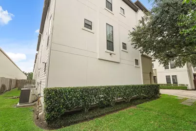 3101 Fairdale Oaks E, Houston, TX 77057 - Photo 5