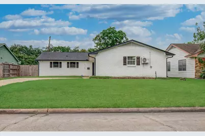 4123 Wuthering Heights Drive, Houston, TX 77045 - Photo 3