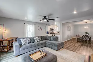 4123 Wuthering Heights Dr, Houston, TX 77045 - Photo 11
