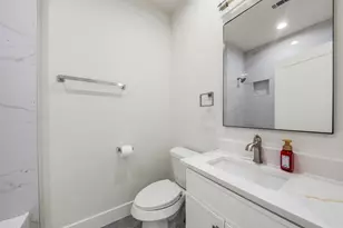 1277 Dewalt St, Houston, TX 77088 - Photo 19