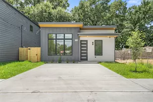1277 Dewalt St, Houston, TX 77088 - Photo 33