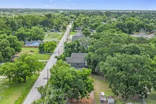 1277 Dewalt St, Houston, TX 77088 - Photo 47