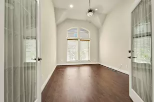 13420 Vintage Trail Ln, Pearland, TX 77584 - Photo 17