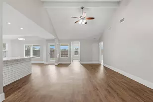 3123 W Heatherock Cir, Sugar Land, TX 77479 - Photo 9
