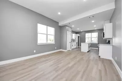 17121 Spindle Oaks Drive, Conroe, TX 77385 - Photo 5