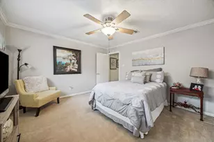 11742 Pecan Creek Dr, Houston, TX 77043 - Photo 17