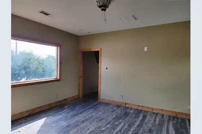 8136 N Main Street, Houston, TX 77022 - Photo 11