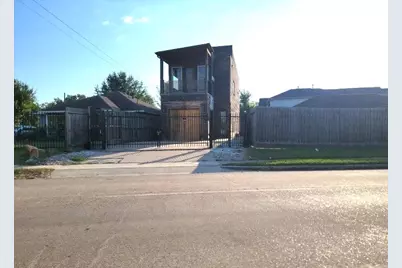 8136 N Main Street, Houston, TX 77022 - Photo 1