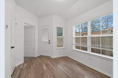 119 West Coralburst Loop, Montgomery, TX 77316 - Photo 7