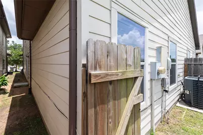 12130 Pia Drive, Houston, TX 77044 - Photo 3