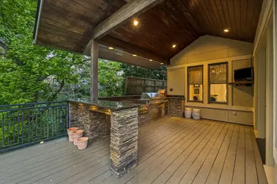 422 Pinewold Drive, Houston, TX 77056 - Photo 39