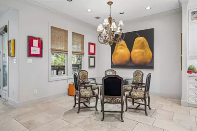 422 Pinewold Drive, Houston, TX 77056 - Photo 17