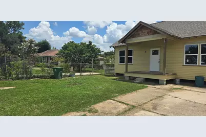 4604 Beggs Street, Houston, TX 77009 - Photo 3