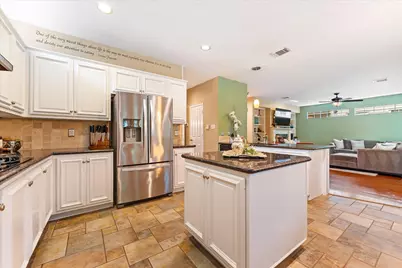 55 Pinepath Place, The Woodlands, TX 77381 - Photo 15