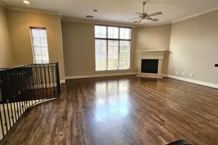 902 W 23rd St, Houston, TX 77008 - Photo 3
