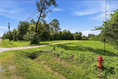 15226 S Brentwood Street, Channelview, TX 77530 - Photo 7