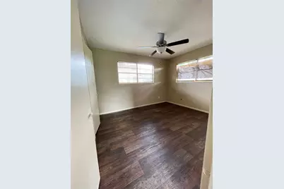 317 Evans Street, Angleton, TX 77515 - Photo 13