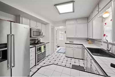 2229 Maroneal Street, Houston, TX 77030 - Photo 17