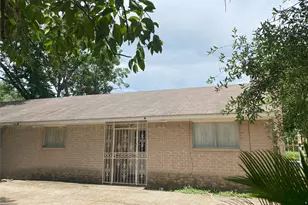 4601 Reveille St, Houston, TX 77087 - Photo 3