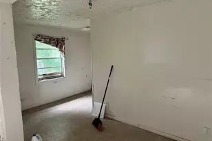 7326 Le Havre Rd, Houston, TX 77033 - Photo 7