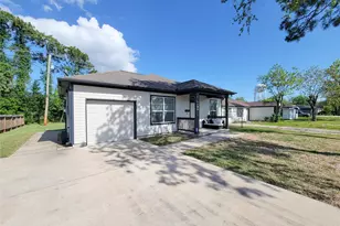 1306 Appomattox Dr, Texas City, TX 77591 - Photo 27