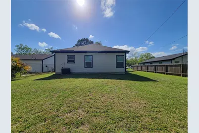 1306 Appomattox Drive, Texas City, TX 77591 - Photo 31