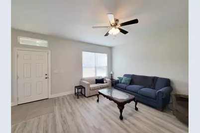 1306 Appomattox Drive, Texas City, TX 77591 - Photo 5