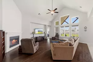 3211 Parker Dr, Pearland, TX 77584 - Photo 5